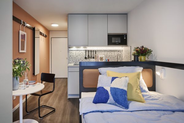 havens-living-hammerbrook-thecozy-artist-apartment-531-JGF0860
